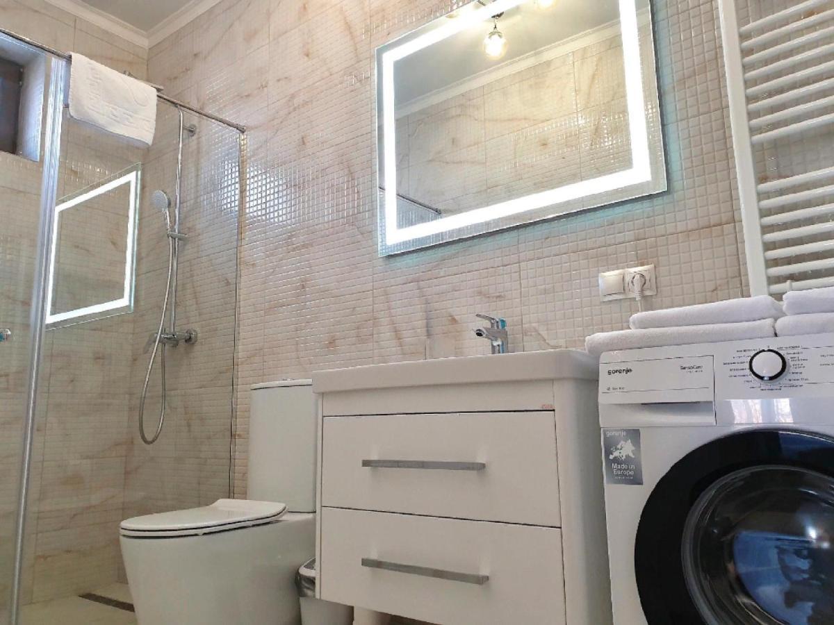 Apartment Sweethome 1 Free Parking Uschhorod Exterior foto